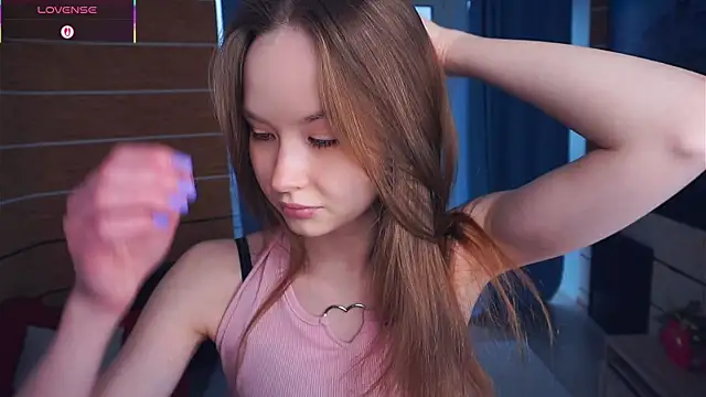 Snapshot of OnaZiroge chatting on November 9, 2025, 6:12 am OnaZiroge online show from November 9, 2025, 6:12 am