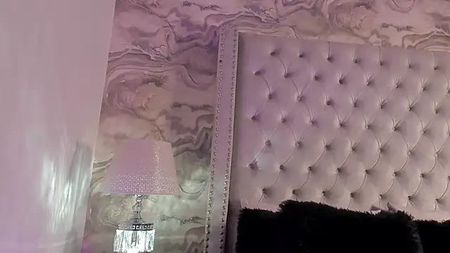 Snapshot of Kev_jenner chatting on February 22, 2025, 7:03 pm Kev jenner online show from February 22, 2025, 7:03 pm