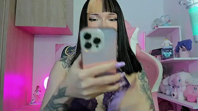 Artic love online show from November 13, 2025, 4:11 am