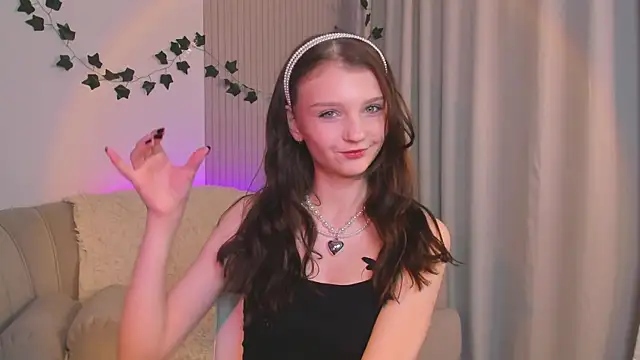 CindyGarrison online show from February 1, 2025, 4:03 am