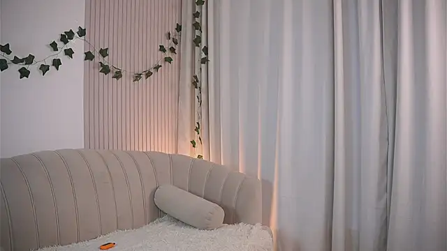 CindyGarrison online show from March 14, 2025, 3:59 am