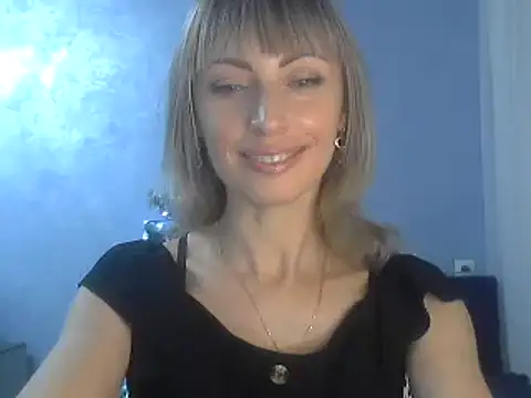 Snapshot of EffectMaya chatting on December 30, 2024, 5:34 pm EffectMaya online show from December 30, 2024, 5:34 pm