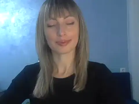 Snapshot of EffectMaya chatting on January 6, 2025, 3:19 pm EffectMaya online show from January 6, 2025, 3:19 pm