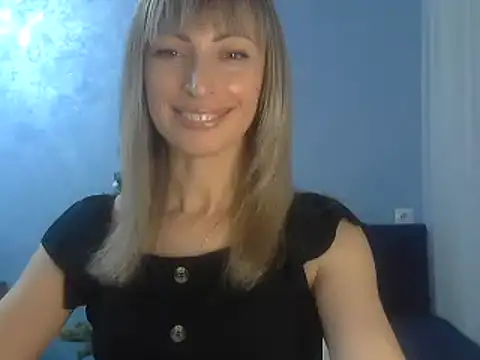 Snapshot of EffectMaya chatting on January 7, 2025, 4:48 pm EffectMaya online show from January 7, 2025, 4:48 pm