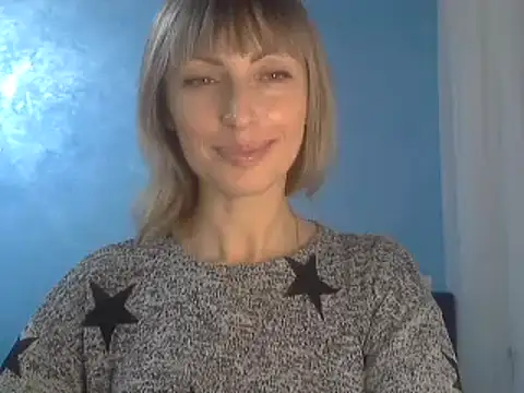 Snapshot of EffectMaya chatting on January 16, 2025, 8:14 pm EffectMaya online show from January 16, 2025, 8:14 pm