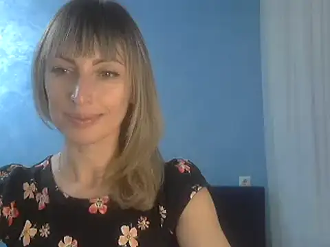 Snapshot of EffectMaya chatting on January 18, 2025, 4:42 pm EffectMaya online show from January 18, 2025, 4:42 pm