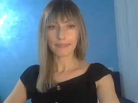 Snapshot of EffectMaya chatting on February 10, 2025, 1:55 pm EffectMaya online show from February 10, 2025, 1:55 pm