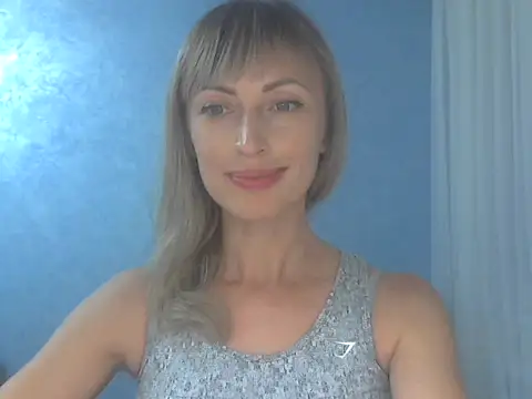 Snapshot of EffectMaya chatting on September 9, 2025, 4:50 pm EffectMaya online show from September 9, 2025, 4:50 pm