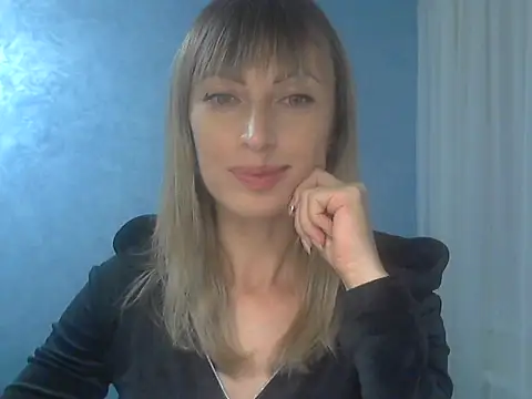 Snapshot of EffectMaya chatting on October 8, 2025, 3:20 pm EffectMaya online show from October 8, 2025, 3:20 pm