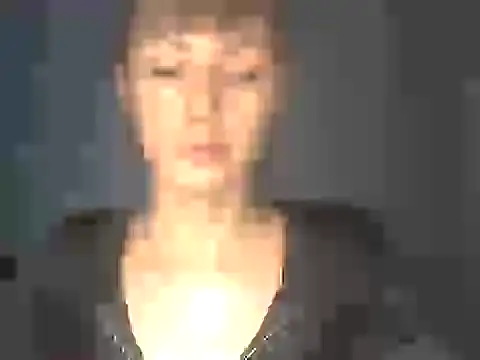 Snapshot of EffectMaya chatting on December 18, 2025, 4:02 pm EffectMaya online show from December 18, 2025, 4:02 pm