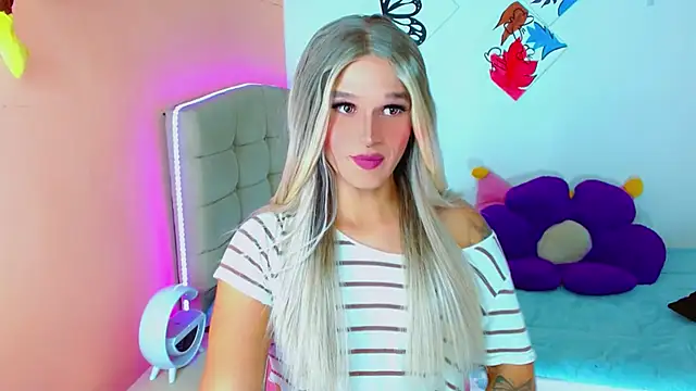 TaylorMon online show from October 10, 2025, 1:15 am