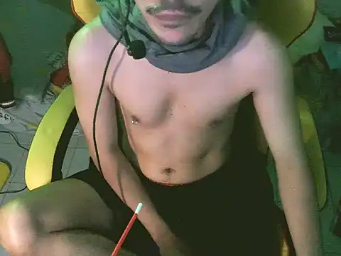 Snapshot of cloudyth1994 chatting on December 22, 2024, 8:03 pm cloudyth1994 online show from December 22, 2024, 8:03 pm