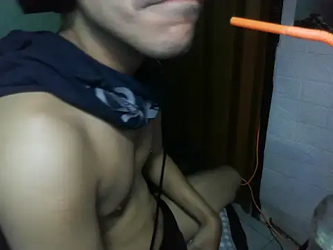 Snapshot of cloudyth1994 chatting on November 17, 2025, 12:55 pm cloudyth1994 online show from November 17, 2025, 12:55 pm