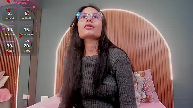 Snapshot of NayeCloud chatting on November 16, 2025, 3:34 am NayeCloud online show from November 16, 2025, 3:34 am