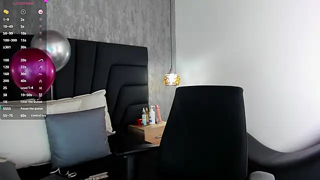 Sabrina Lennox online show from February 15, 2025, 8:22 pm