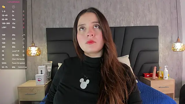 Sabrina Lennox online show from March 19, 2025, 9:27 pm