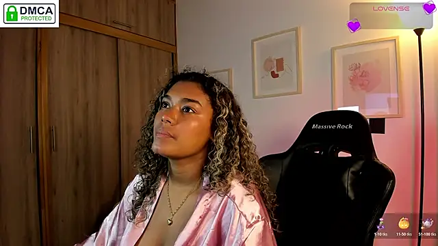 Snapshot of aleja_montiel__ chatting on November 14, 2025, 12:37 pm aleja montiel online show from November 14, 2025, 12:37 pm