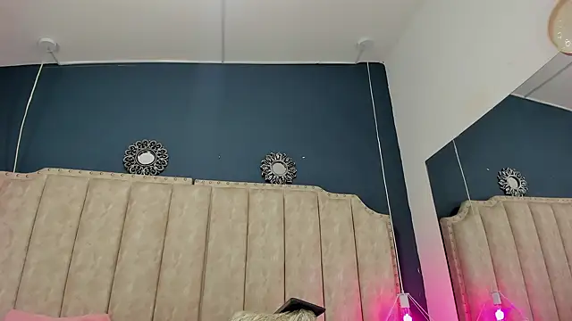 Snapshot of ShanelWest chatting on January 9, 2025, 4:17 pm ShanelWest online show from January 9, 2025, 4:17 pm