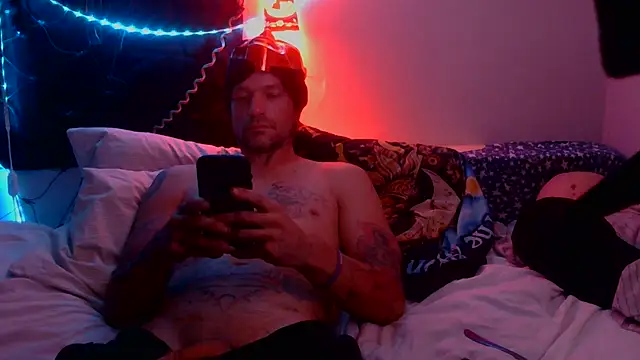 TheOneYouLove69 online show from October 7, 2025, 7:05 am