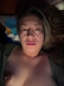 xLadyScarlettx online show from December 13, 2024, 4:33 am