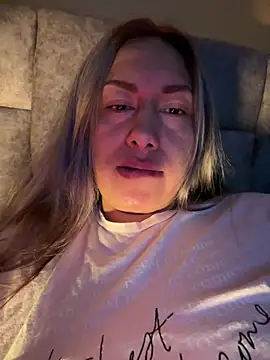 xLadyScarlettx online show from January 3, 2025, 4:55 am