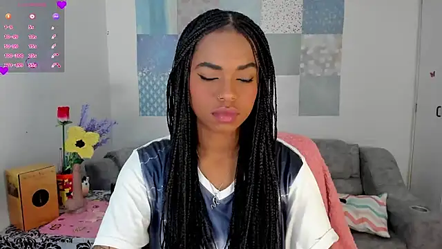 Snapshot of Marce_22 chatting on March 10, 2025, 10:04 am Marce 22 online show from March 10, 2025, 10:04 am