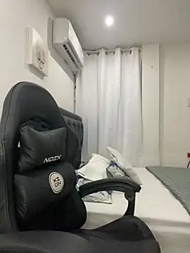 Belissa miller online show from September 26, 2025, 7:40 pm