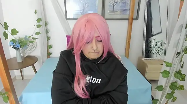 lussyevans24 online show from February 11, 2025, 6:19 am