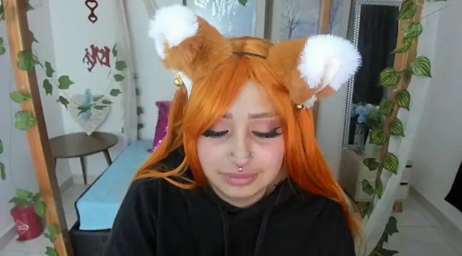 lussyevans24 online show from March 9, 2025, 6:17 am