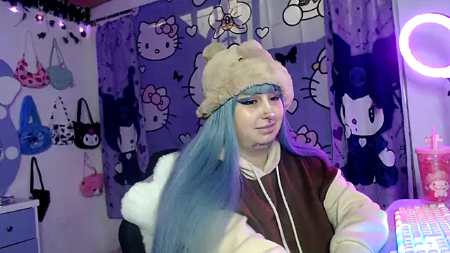 lussyevans24 online show from October 17, 2025, 6:38 am