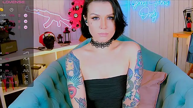 My toys pink online show from January 9, 2025, 9:58 pm