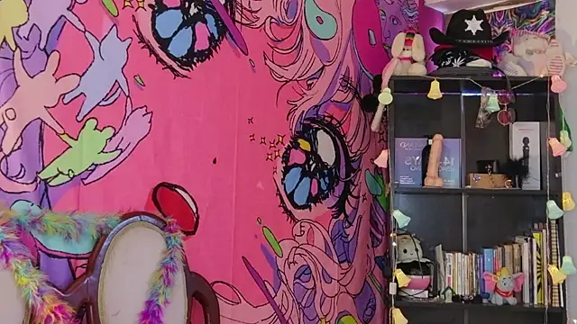 kittyzenn online show from December 3, 2025, 8:18 pm