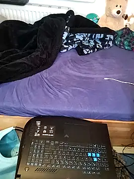 Dennis 2024 online show from September 12, 2025, 9:48 pm