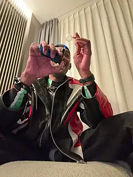 Snapshot of esteraulxxx chatting on September 27, 2025, 5:34 am esteraulxxx online show from September 27, 2025, 5:34 am