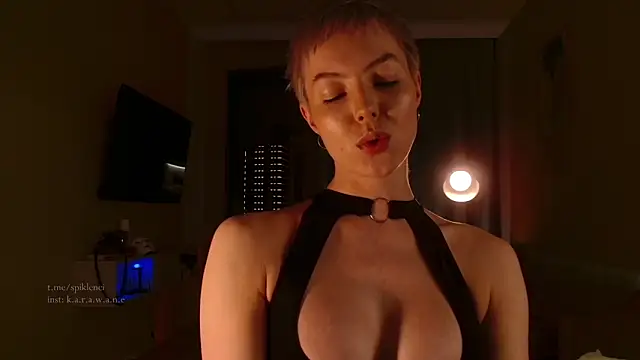 Snapshot of spiklencii chatting on November 11, 2025, 6:30 pm spiklencii online show from November 11, 2025, 6:30 pm