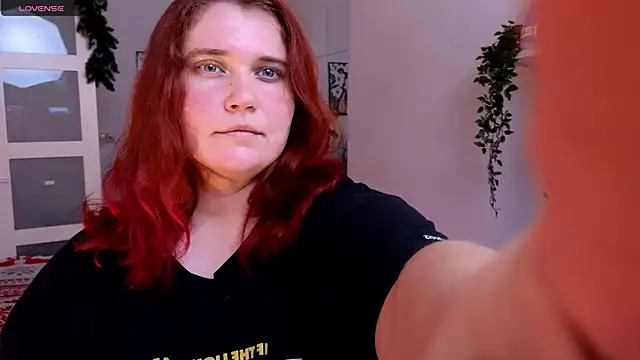 daisy low online show from December 3, 2025, 1:09 pm