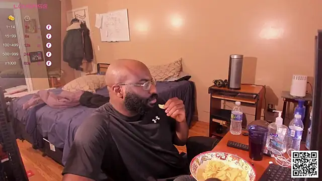 MrChuckDailyXXX online show from December 7, 2024, 11:45 pm