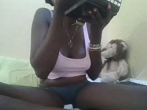 Pretty ellahh online show from February 17, 2025, 12:48 pm