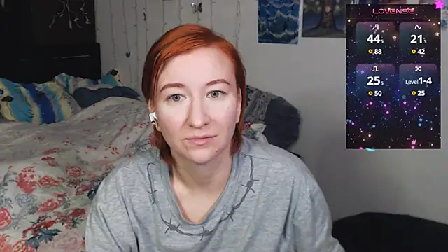 Snapshot of licentia__poetica chatting on December 24, 2024, 2:21 am licentia poetica online show from December 24, 2024, 2:21 am