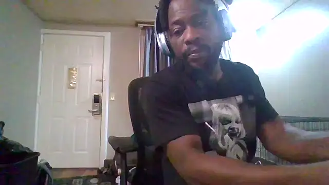 Snapshot of Mrbbc803 chatting on January 24, 2025, 11:45 pm Mrbbc803 online show from January 24, 2025, 11:45 pm