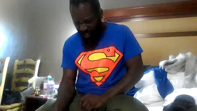Snapshot of Mrbbc803 chatting on September 10, 2025, 5:24 pm Mrbbc803 online show from September 10, 2025, 5:24 pm