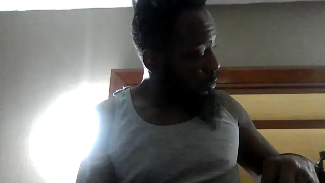 Snapshot of Mrbbc803 chatting on October 21, 2025, 12:22 am Mrbbc803 online show from October 21, 2025, 12:22 am