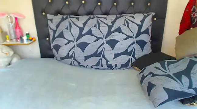 SAVAGExBOO online show from December 5, 2024, 8:11 am