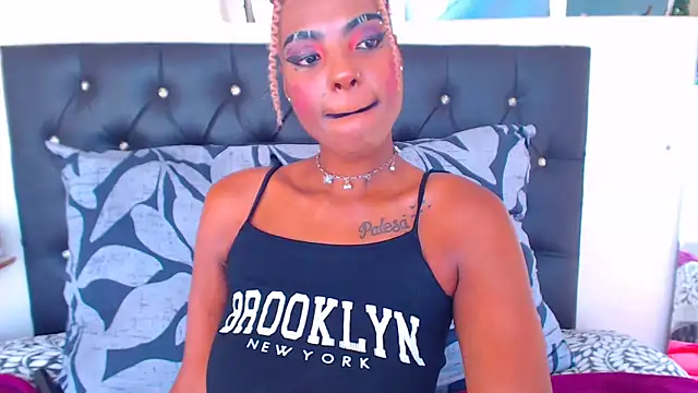 SAVAGExBOO online show from December 13, 2024, 6:00 am