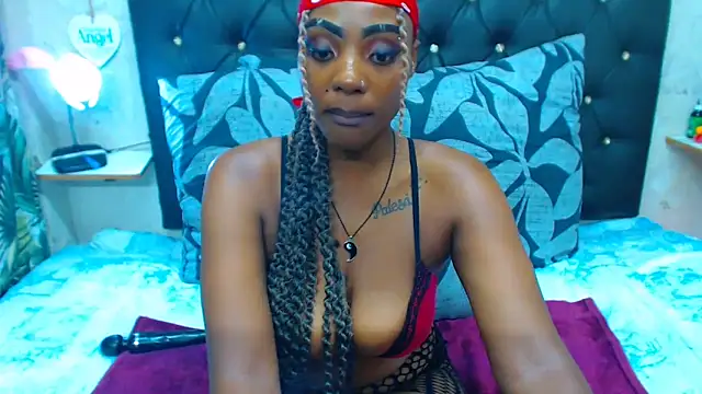 SAVAGExBOO online show from December 18, 2024, 7:08 pm