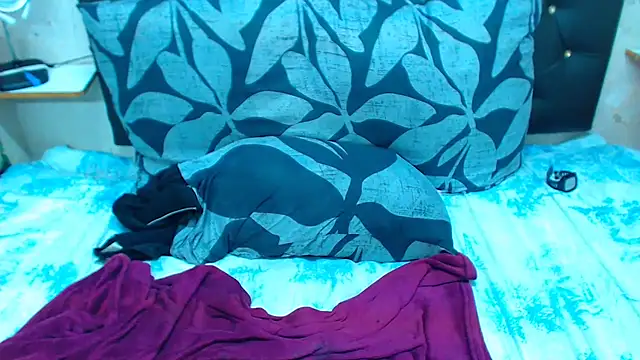 SAVAGExBOO online show from December 19, 2024, 2:34 am