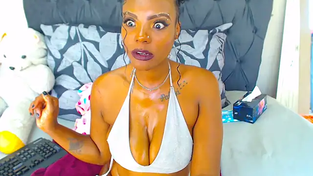 SAVAGExBOO online show from January 24, 2025, 6:14 am