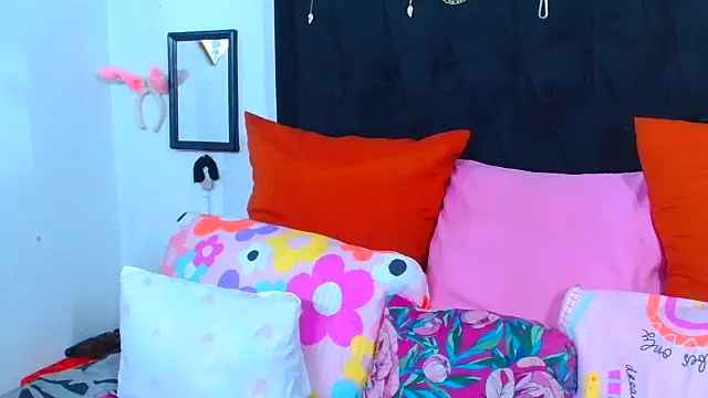 SAVAGExBOO online show from September 29, 2025, 10:36 pm