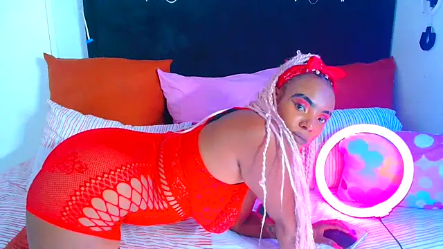 SAVAGExBOO online show from October 29, 2025, 12:35 am