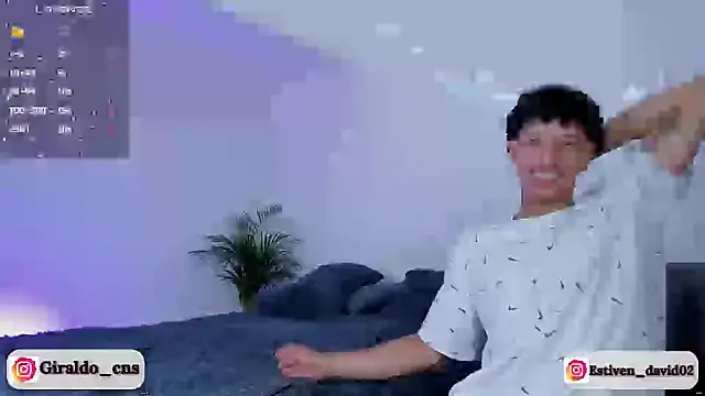 Snapshot of Giraldo_cns chatting on December 21, 2024, 4:41 am Giraldo cns online show from December 21, 2024, 4:41 am